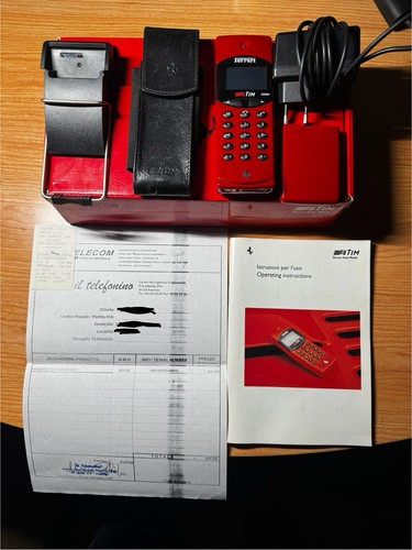 Cellulare ferrari hagenuk non - cellulare,