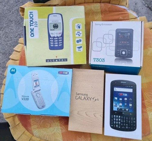 Lotto scatole vuote cellulari - scatole,